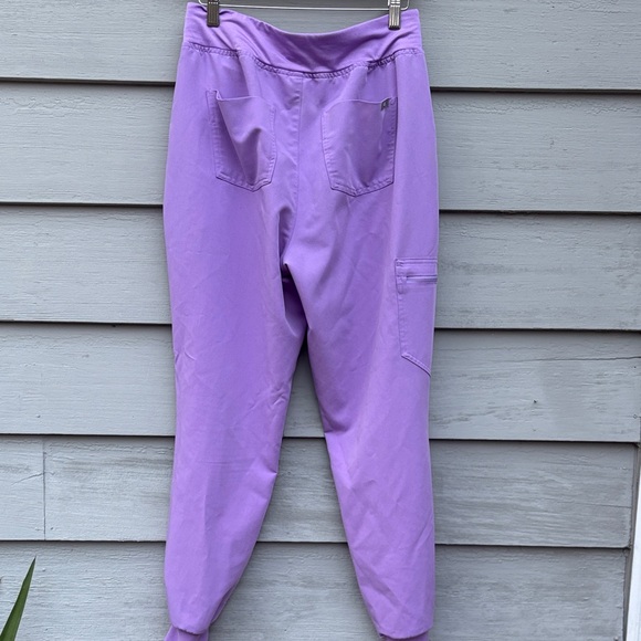 Figs Scrub Set - Picture 7 of 8